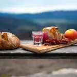 Notranjska Hisa - Traditional Country House, Close To The World Attraction Cerknica Begunje pri Cerknici