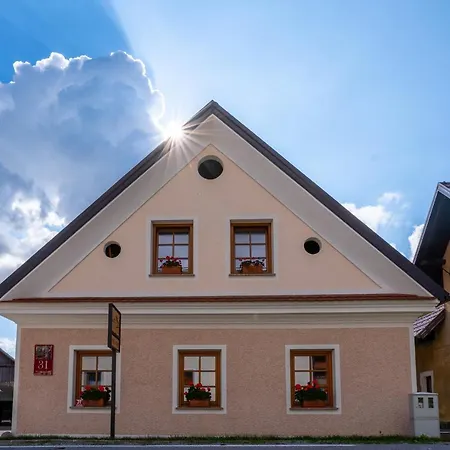 Notranjska Hisa - Traditional Country House, Close To The World Attraction Cerknica Begunje pri Cerknici