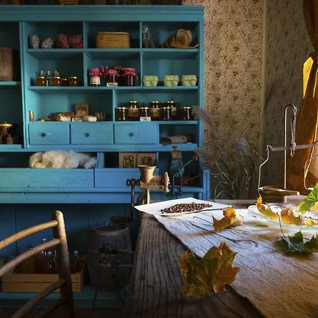 Tatil Evi Notranjska Hisa - Traditional Country House, Close To The World Attraction Cerknica Begunje pri Cerknici