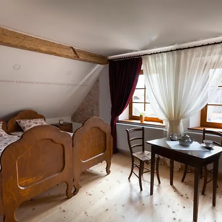 Notranjska Hisa - Traditional Country House, Close To The World Attraction Cerknica Tatil Evi Begunje pri Cerknici