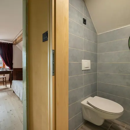 Notranjska Hisa - Traditional Country House, Close To The World Attraction Cerknica * Begunje pri Cerknici