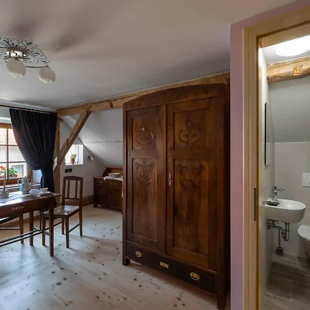 Notranjska Hisa - Traditional Country House, Close To The World Attraction Cerknica Tatil Evi Begunje pri Cerknici