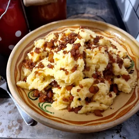 Notranjska Hisa - Traditional Country House, Close To The World Attraction Cerknica Holiday home