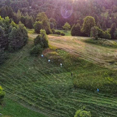 Notranjska Hisa - Traditional Country House, Close To The World Attraction Cerknica Begunje pri Cerknici