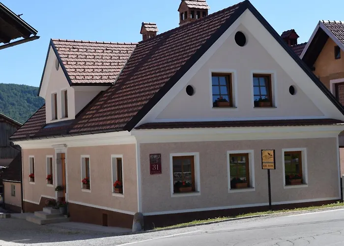 בית נופש Notranjska Hisa - Traditional Country House, Close To The World Attraction Cerknica