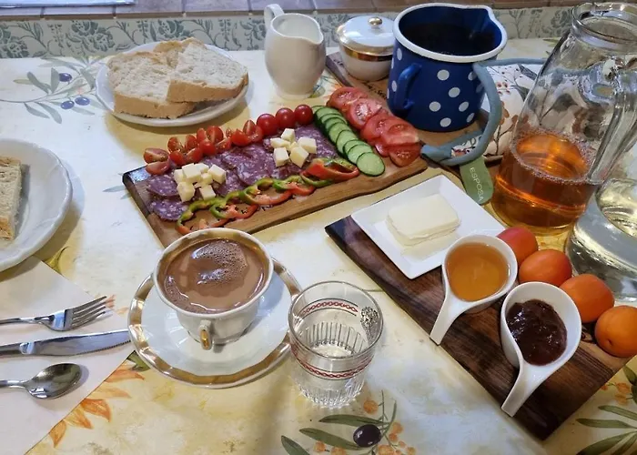 Σπίτι διακοπών Notranjska Hisa - Traditional Country House, Close To The World Attraction Cerknica Begunje pri Cerknici