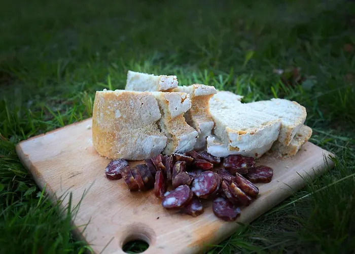 Notranjska Hisa - Traditional Country House, Close To The World Attraction Cerknica * Begunje pri Cerknici