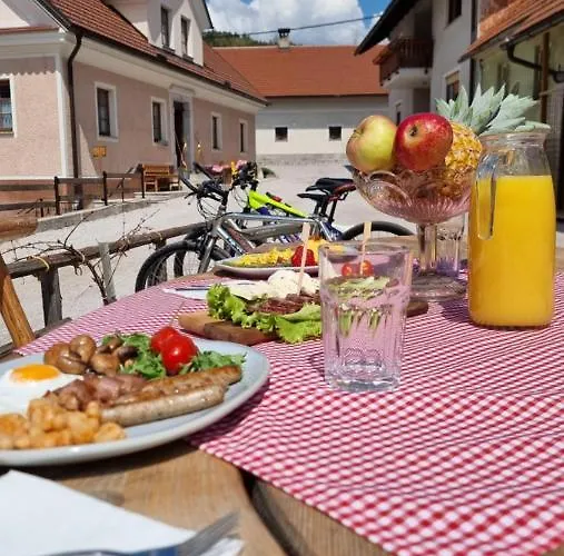 Notranjska Hisa - Traditional Country House, Close To The World Attraction Cerknica Σπίτι διακοπών