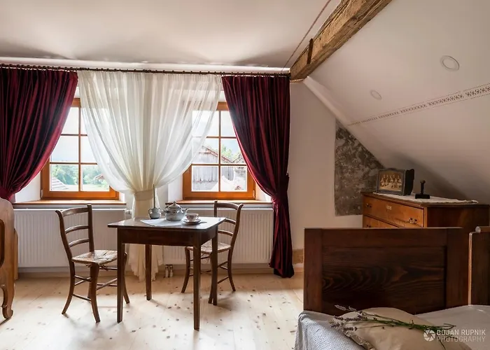 Notranjska Hisa - Traditional Country House, Close To The World Attraction Cerknica Σπίτι διακοπών