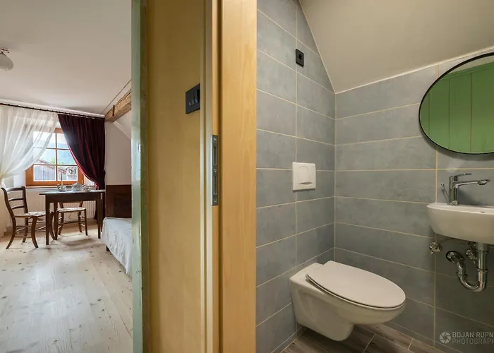 Notranjska Hisa - Traditional Country House, Close To The World Attraction Cerknica * Begunje pri Cerknici